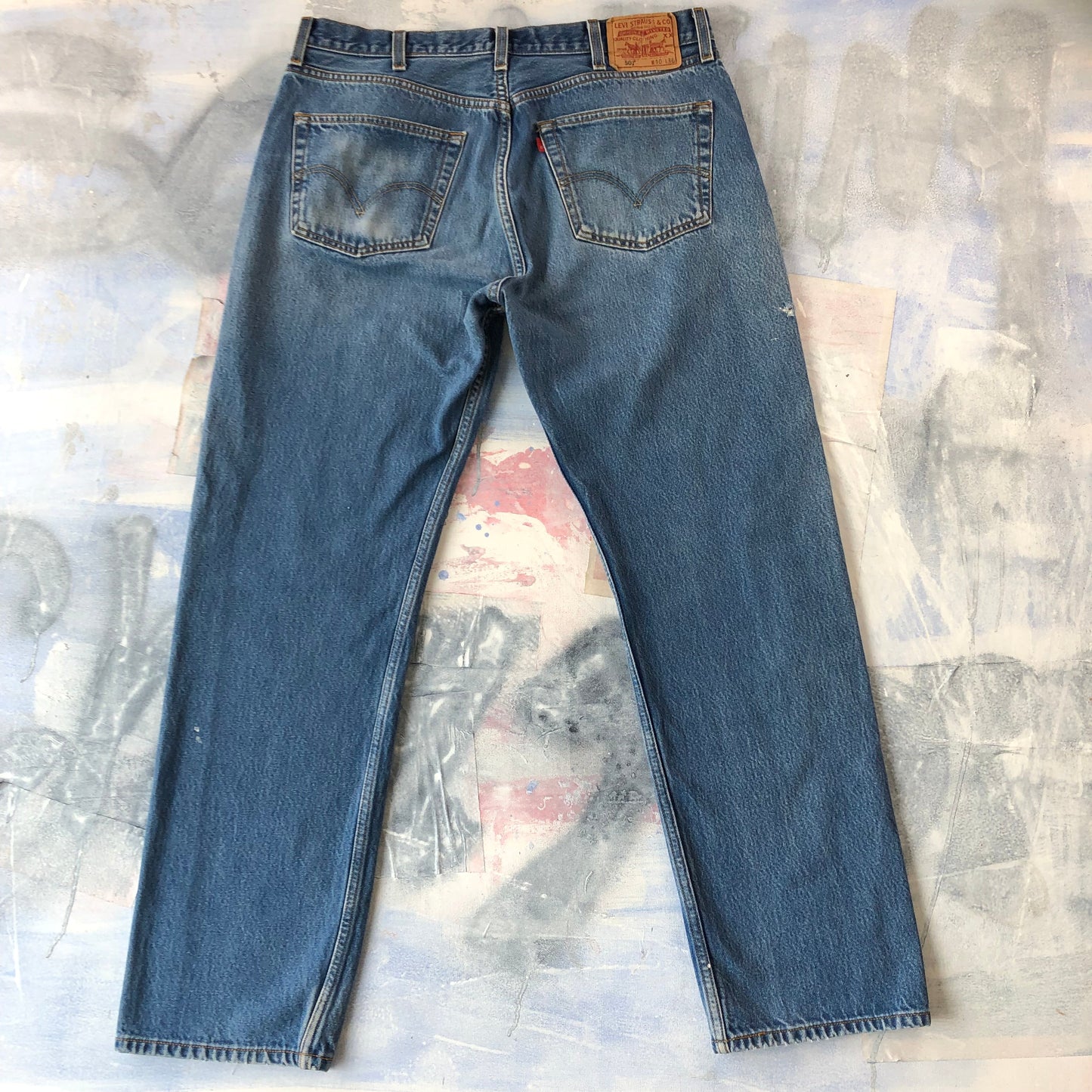 Levis 501 Straight Leg Button Fly Jean W40