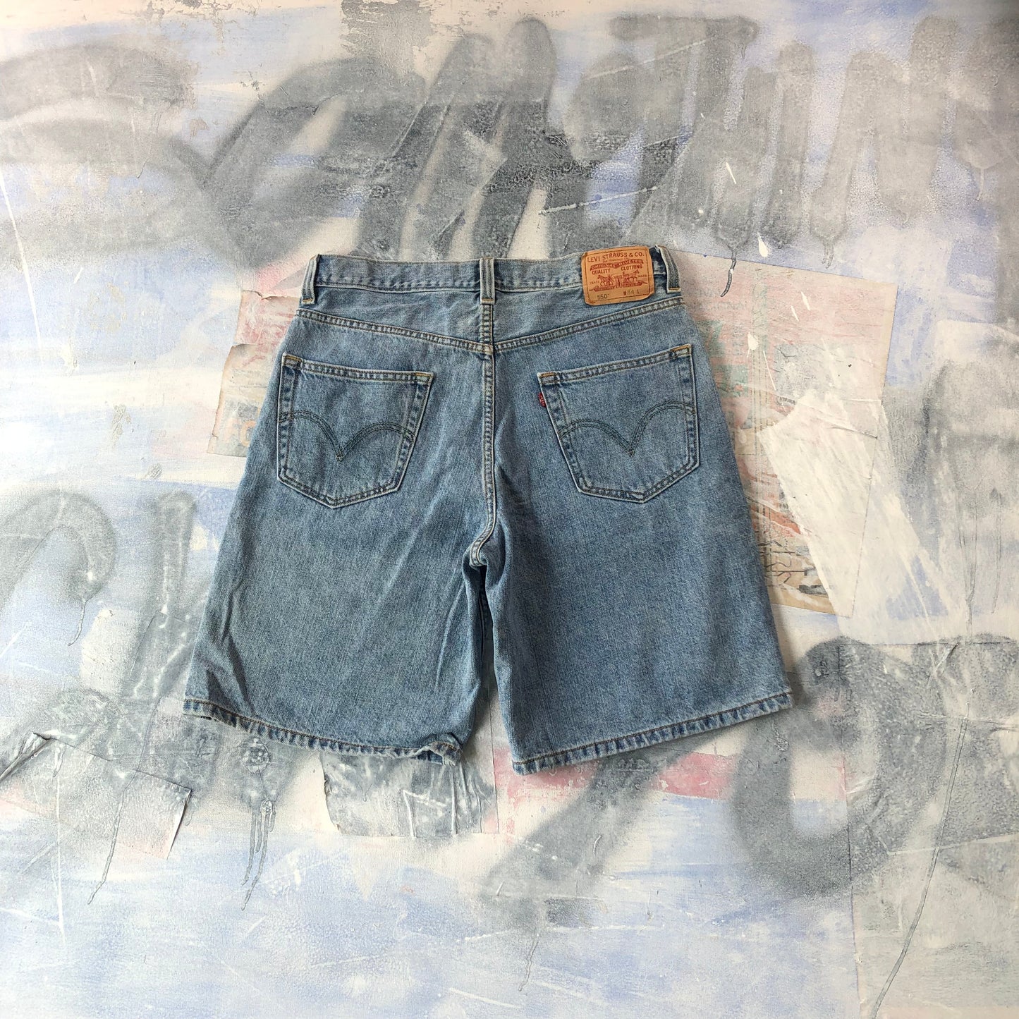 Levis 550 Relaxed Fit Jean Short W34