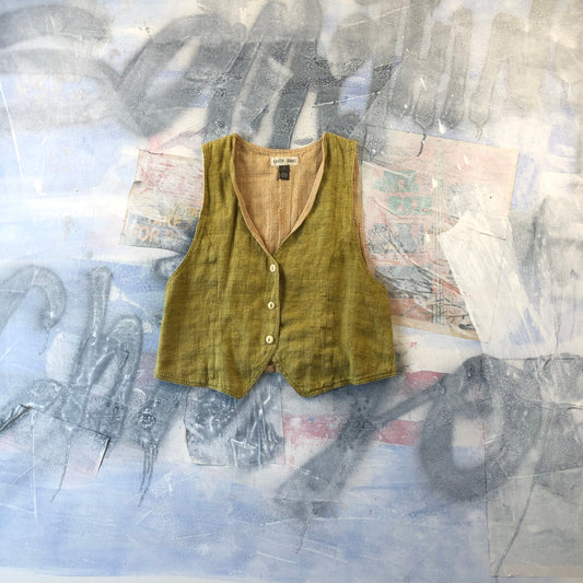 Earth Goods Button Vest L