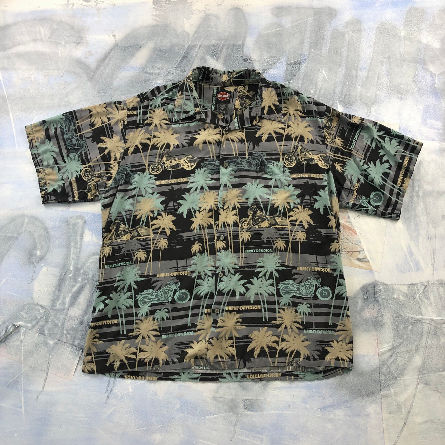 Harley Davidson USA Hawaiin Button Shirt XL