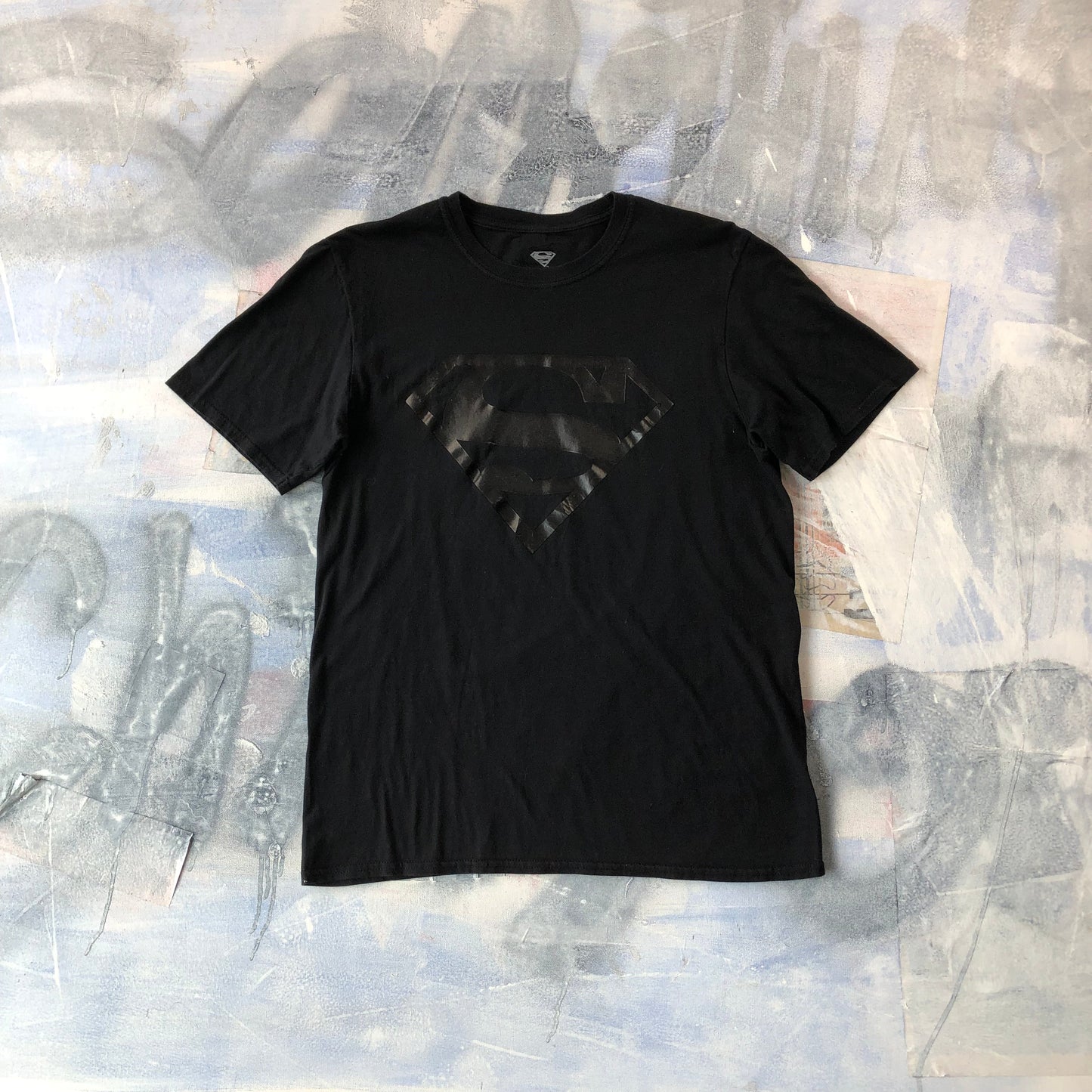 Superman All Black Logo T Shirt M